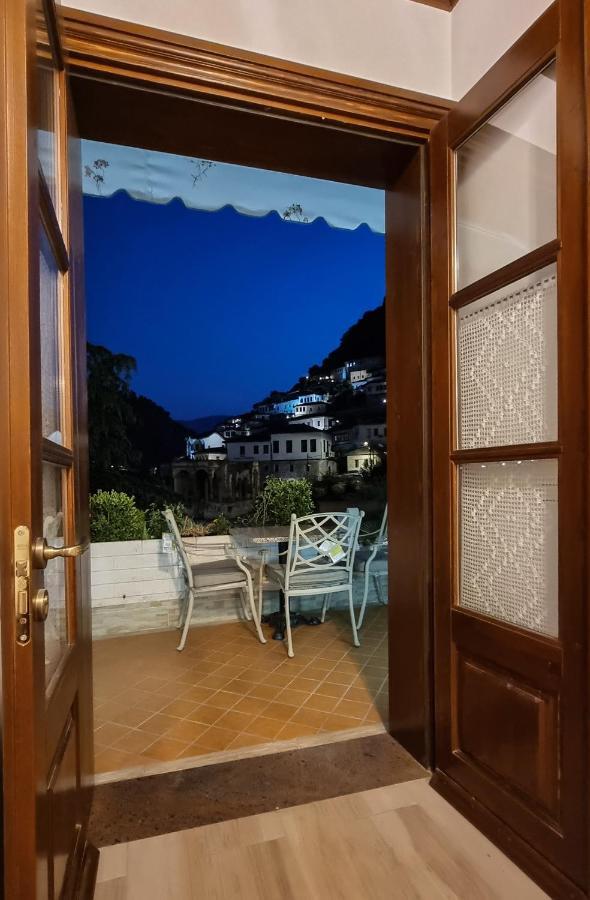 Master Hotel Berat Exterior foto