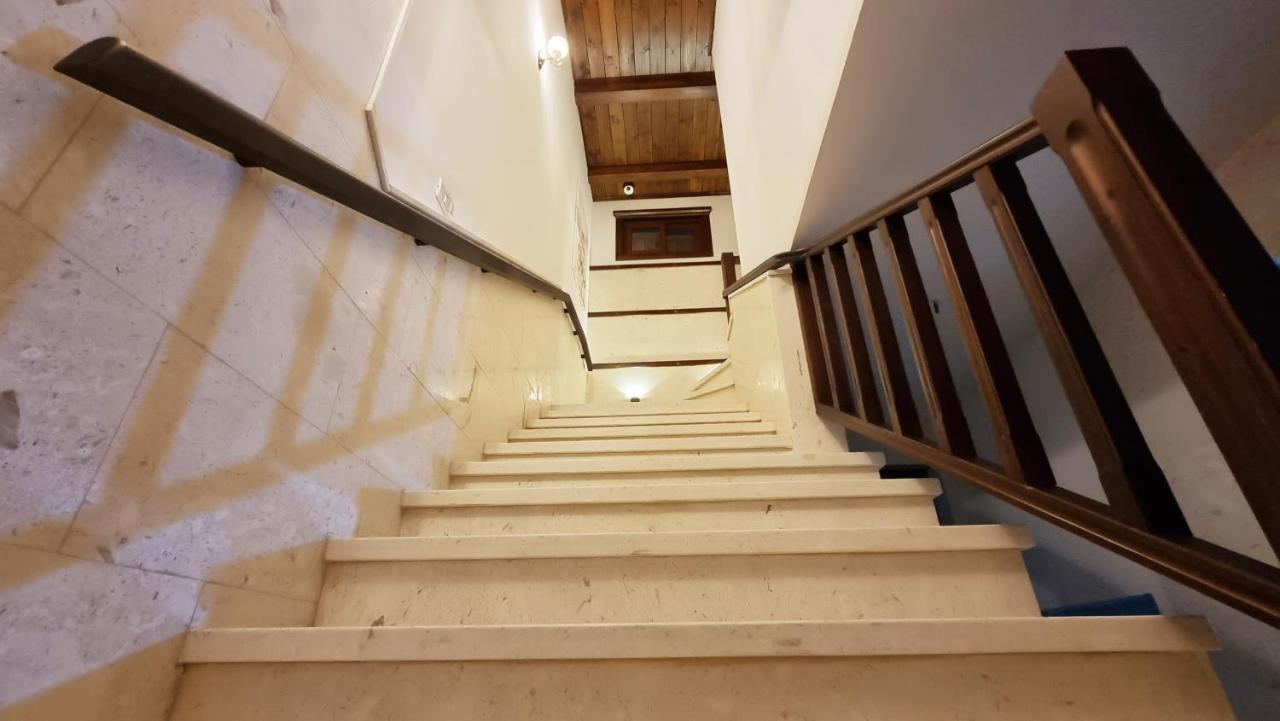 Master Hotel Berat Exterior foto