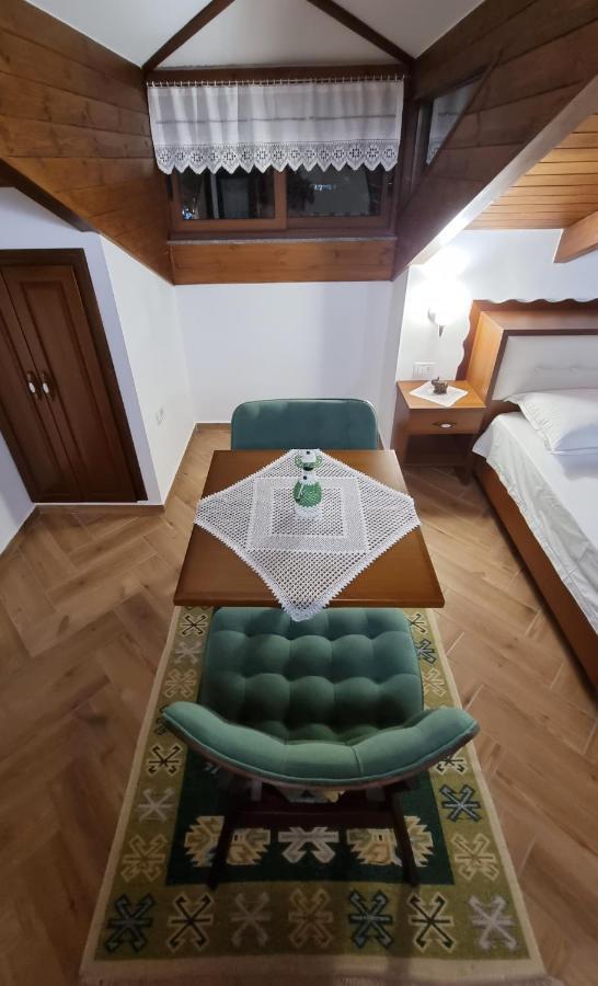 Master Hotel Berat Exterior foto