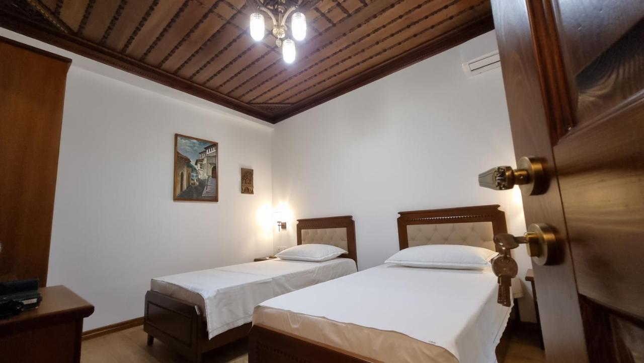 Master Hotel Berat Exterior foto