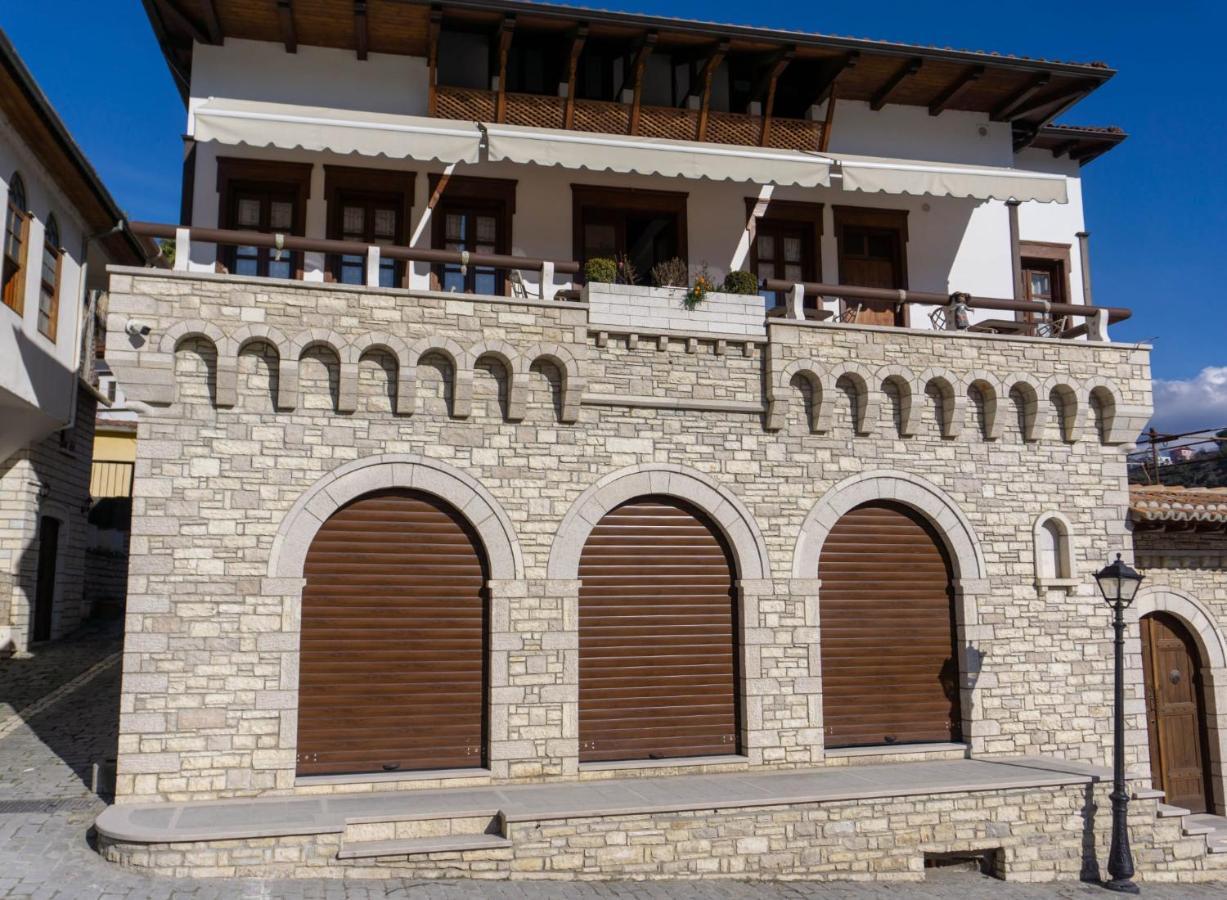 Master Hotel Berat Exterior foto